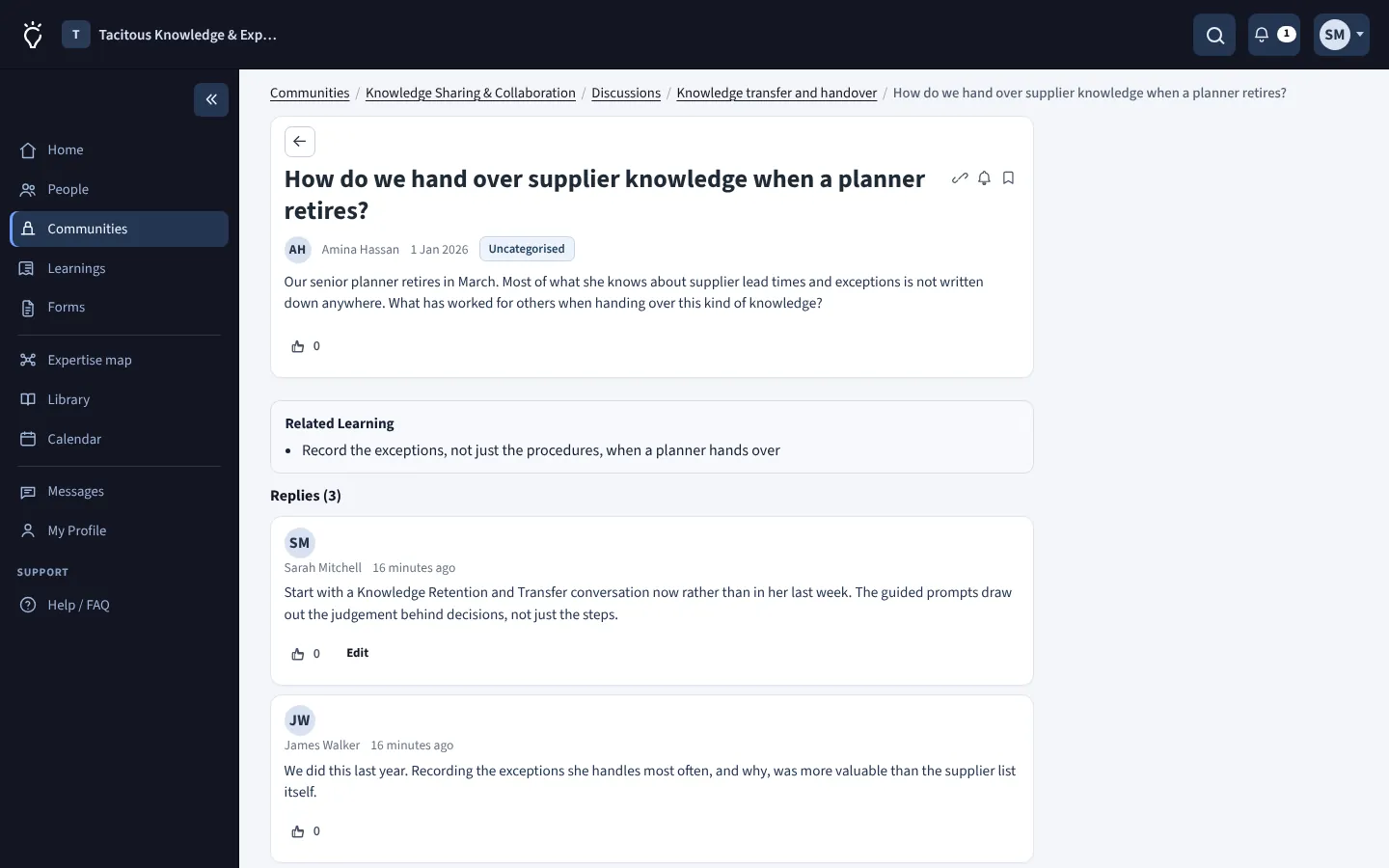 Community discussion asking how to hand over supplier knowledge, with three replies from colleagues